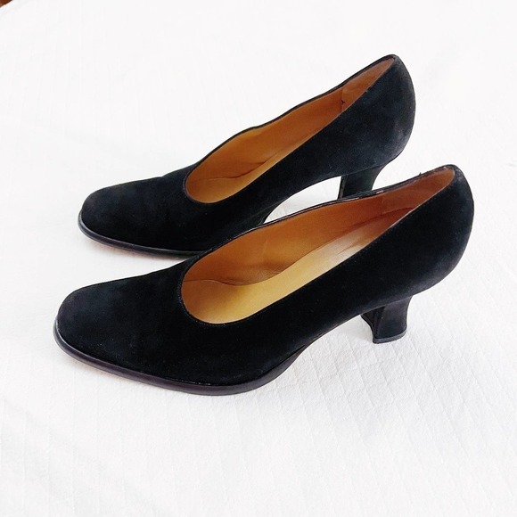 Hobbs VTG Black Suede Pump Round Toe sz39.5 - Picture 2 of 11